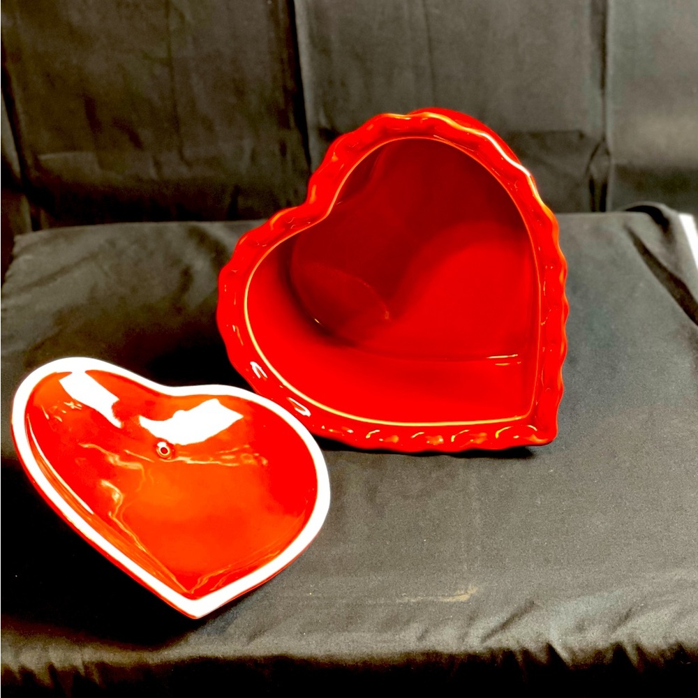 Red ceramic heart dish